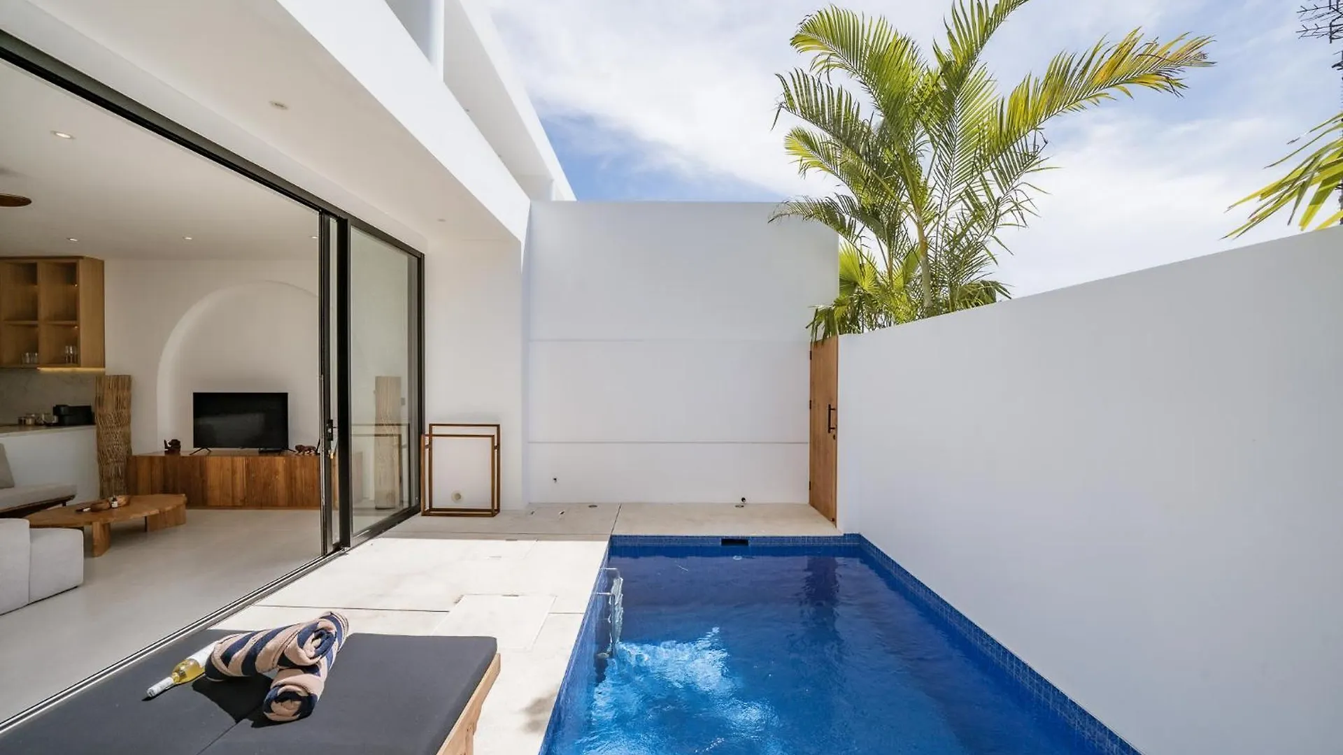 Elements A4 Villa Bingin Pecatu   Pecatu (Bali)